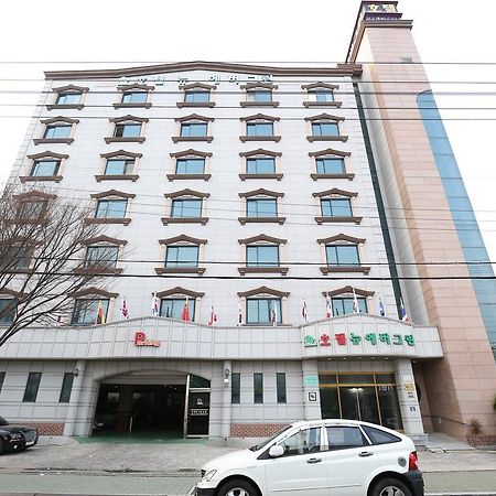 Hotel New Evergreen Мокпхо Екстер'єр фото