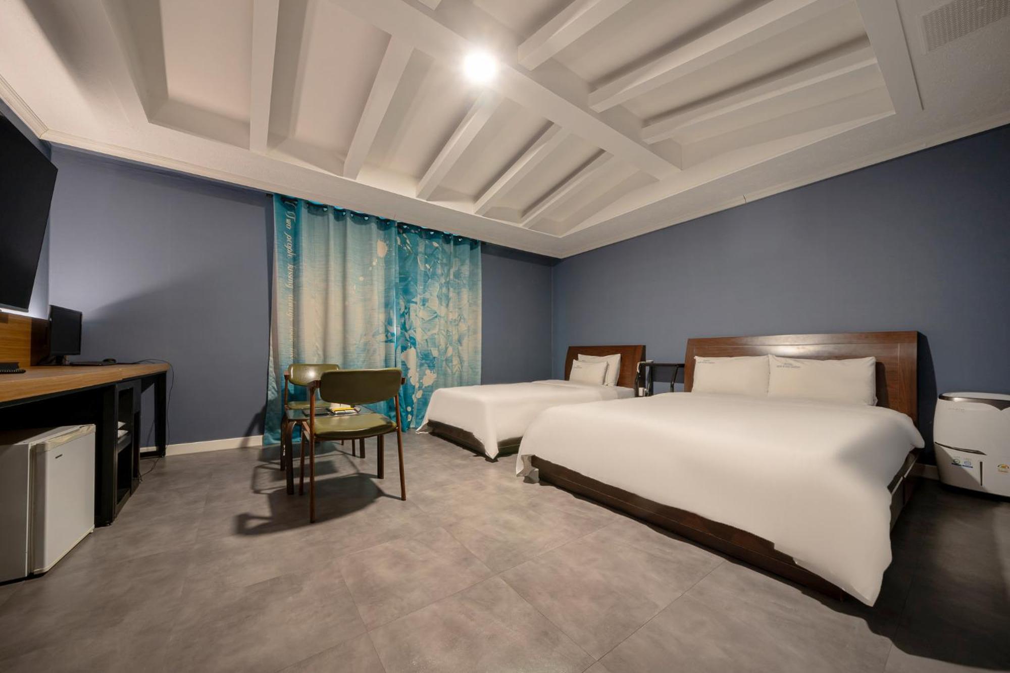 Hotel New Evergreen Мокпхо Екстер'єр фото