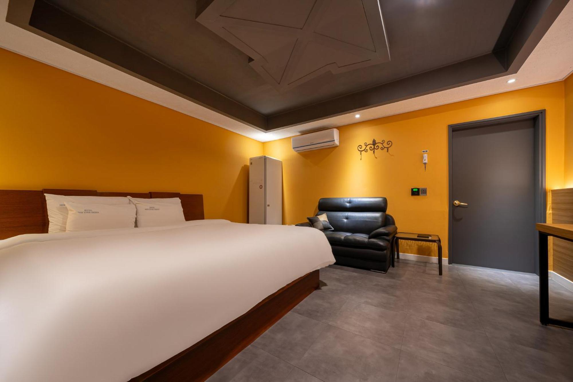 Hotel New Evergreen Мокпхо Екстер'єр фото