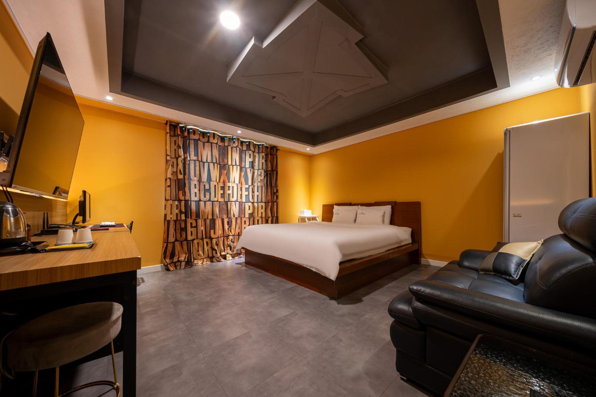Hotel New Evergreen Мокпхо Екстер'єр фото