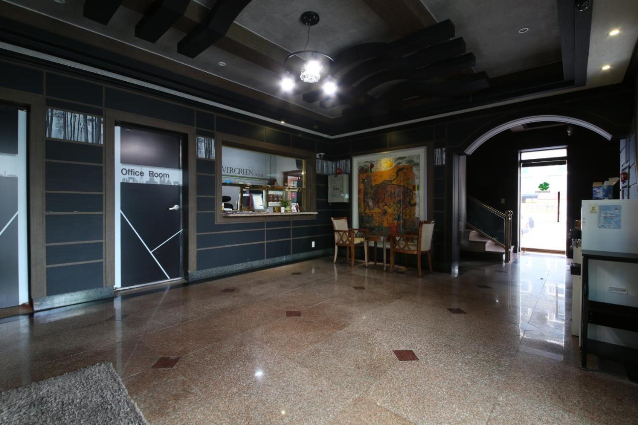 Hotel New Evergreen Мокпхо Екстер'єр фото